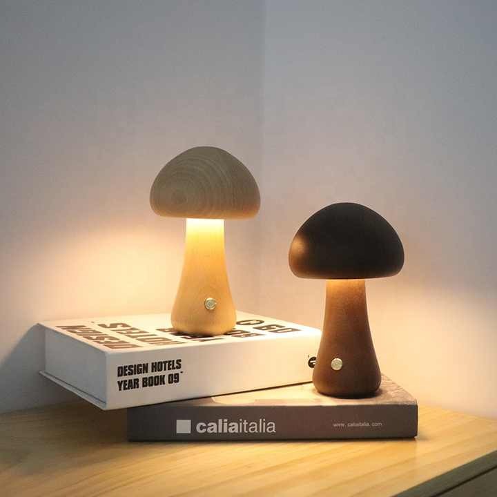 Lámpara LED de Noche de Madera en Forma de Hongo - Recargable y Portátil
